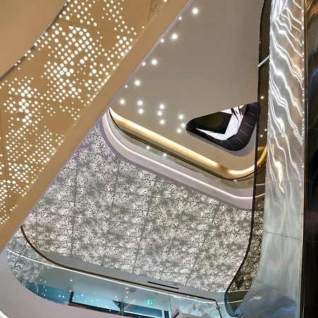 Chic 16th-floor With Stunning Sea Views *