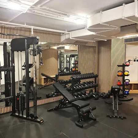 Chic 16th-floor With Stunning Sea Views