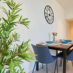 Chic 16th-floor With Stunning Sea Views *