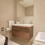 Chic 16th-floor With Stunning Sea Views 아파트 Saint Julian's