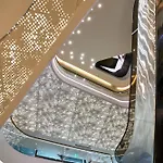 Chic 16th-floor With Stunning Sea Views *