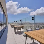 아파트 Chic 16th-floor With Stunning Sea Views *