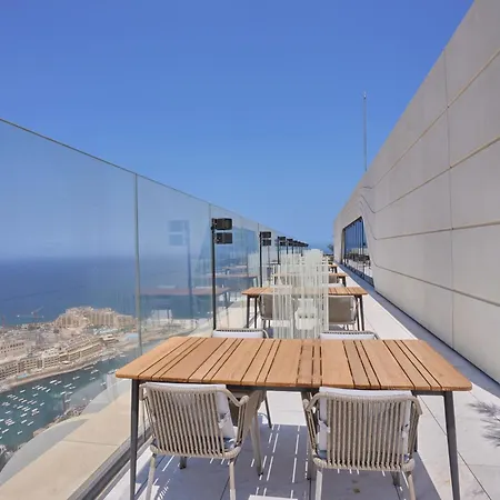 아파트 Chic 16th-floor With Stunning Sea Views Saint Julian's