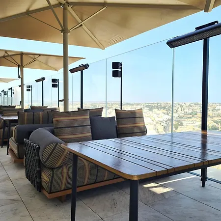 Chic 16th-floor With Stunning Sea Views Apartman San Ġiljan